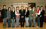 장기 자랑 대회에서 1위를 차지한 다솜 선생님들과 심사위원장님