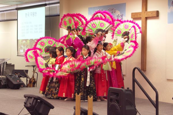 016_2007_종업식_부채춤.jpg